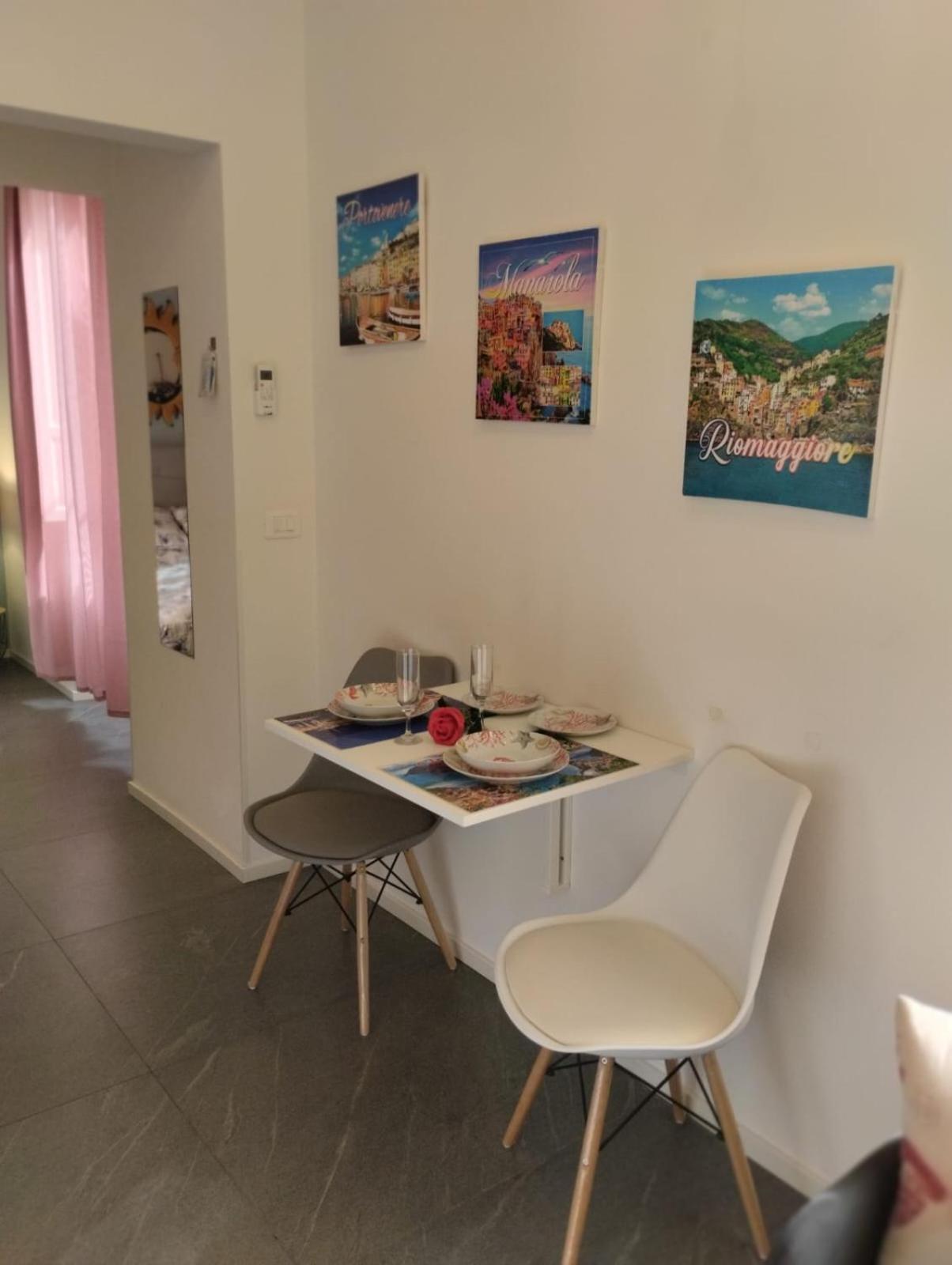 Casa Vacanze Buddy La Tua Base Per Visitare Il Mare Delle Cinque Terre Apartman La Spezia Kültér fotó