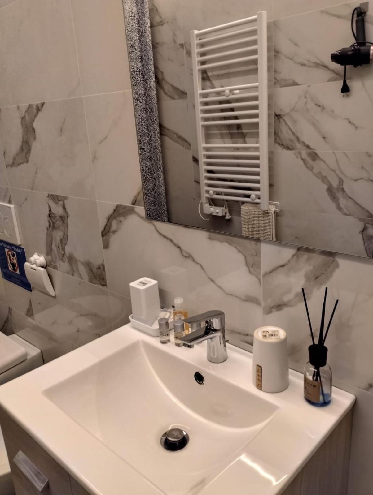 Casa Vacanze Buddy La Tua Base Per Visitare Il Mare Delle Cinque Terre Apartman La Spezia Kültér fotó