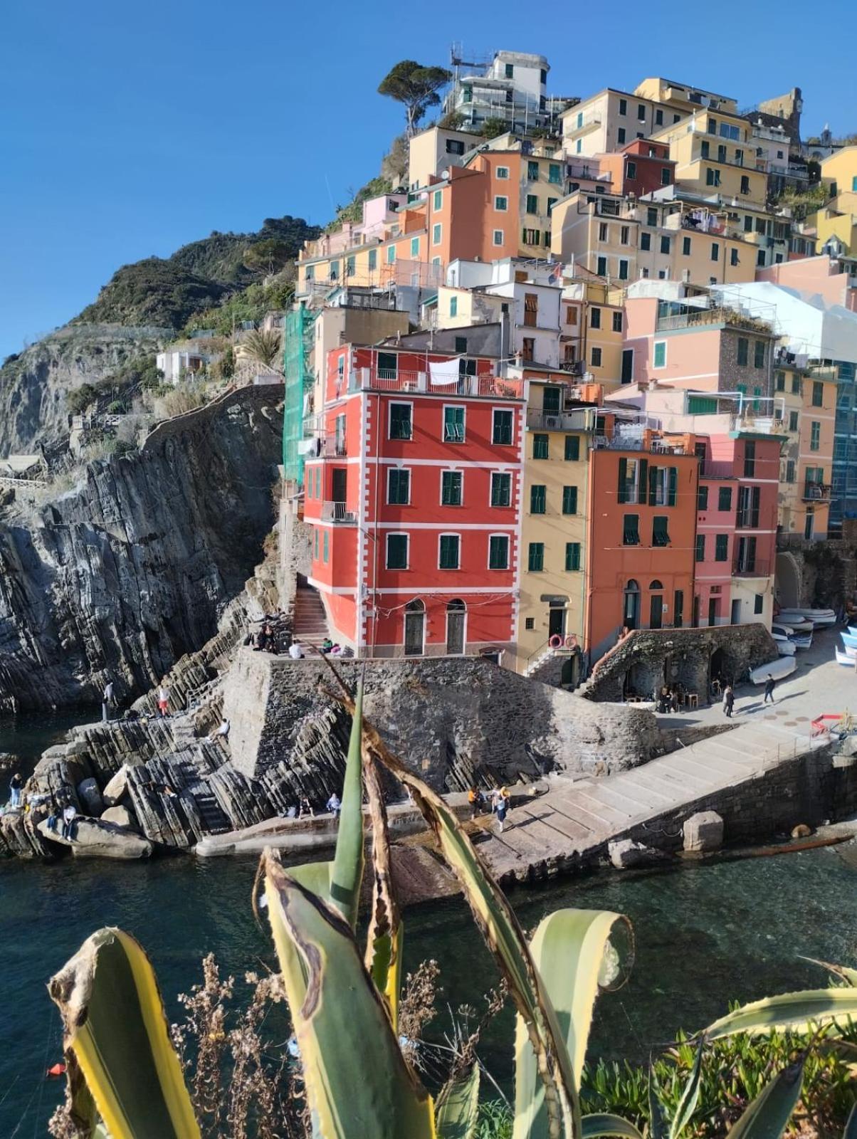 Casa Vacanze Buddy La Tua Base Per Visitare Il Mare Delle Cinque Terre Apartman La Spezia Kültér fotó
